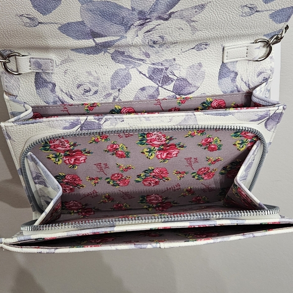NWT Betsey Johnson Wallet - Picture 9 of 10